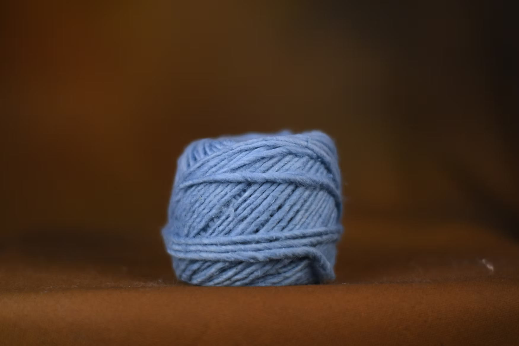 Weft Cotton Yarn – Soft and Naturally Dyed